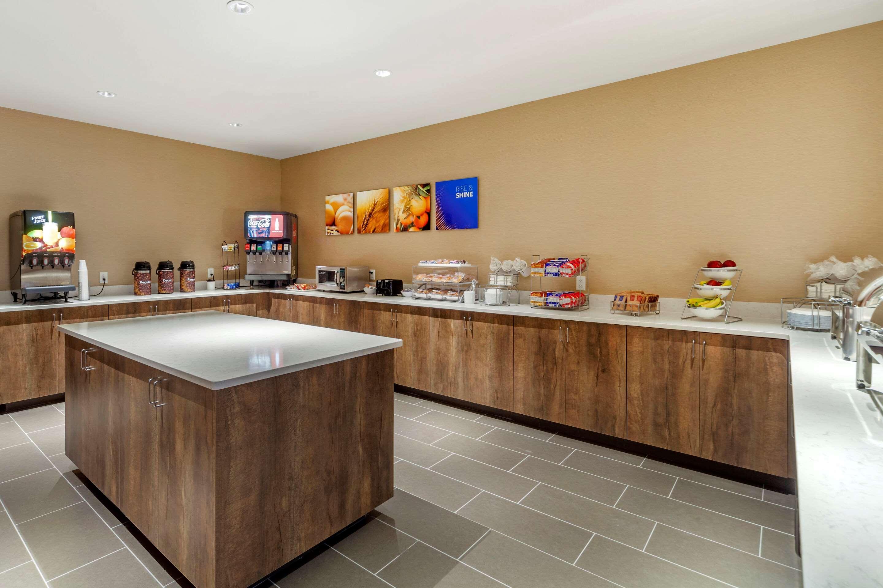 גראנד איילנד Comfort Suites מראה חיצוני תמונה