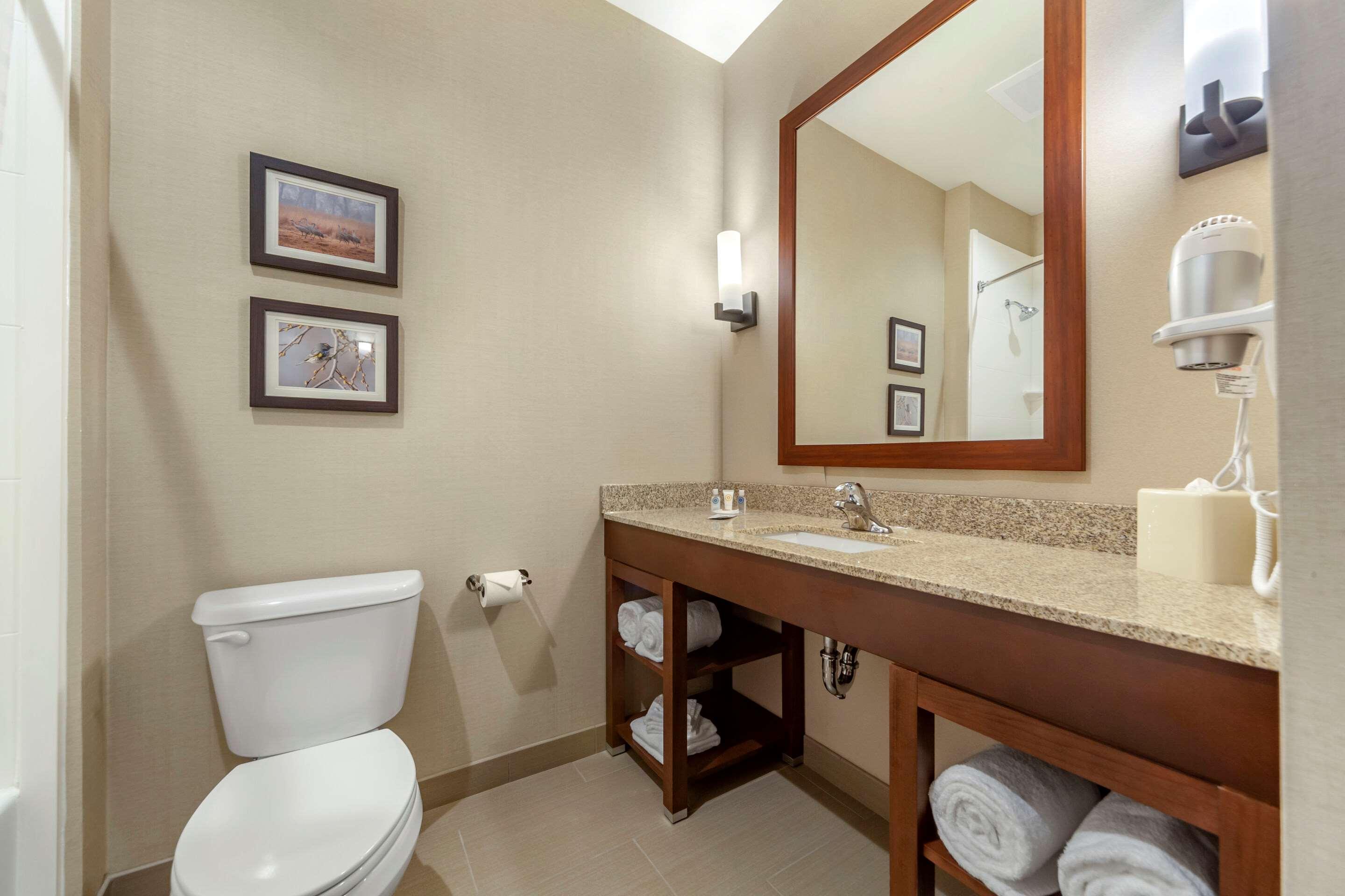גראנד איילנד Comfort Suites מראה חיצוני תמונה