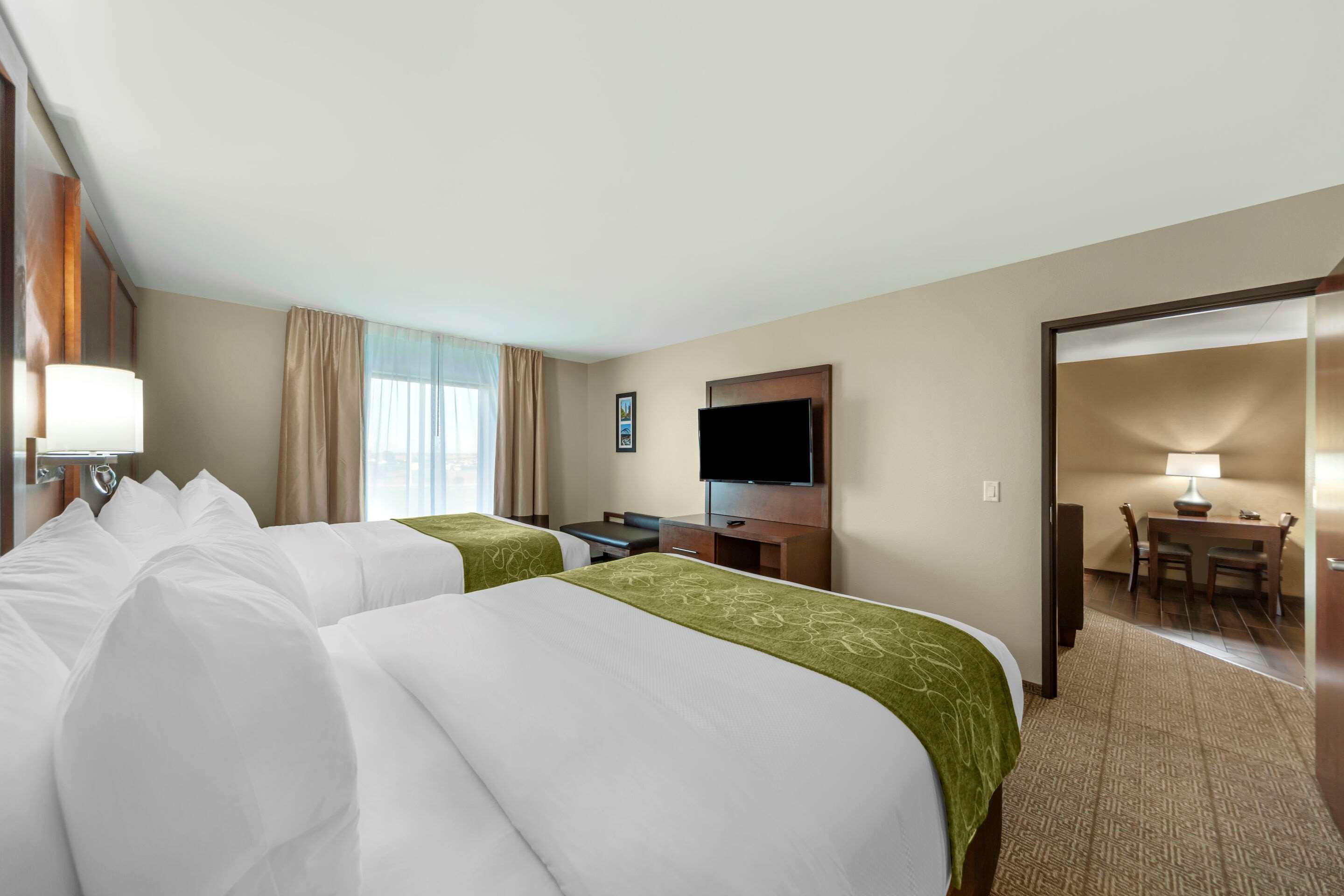 גראנד איילנד Comfort Suites מראה חיצוני תמונה