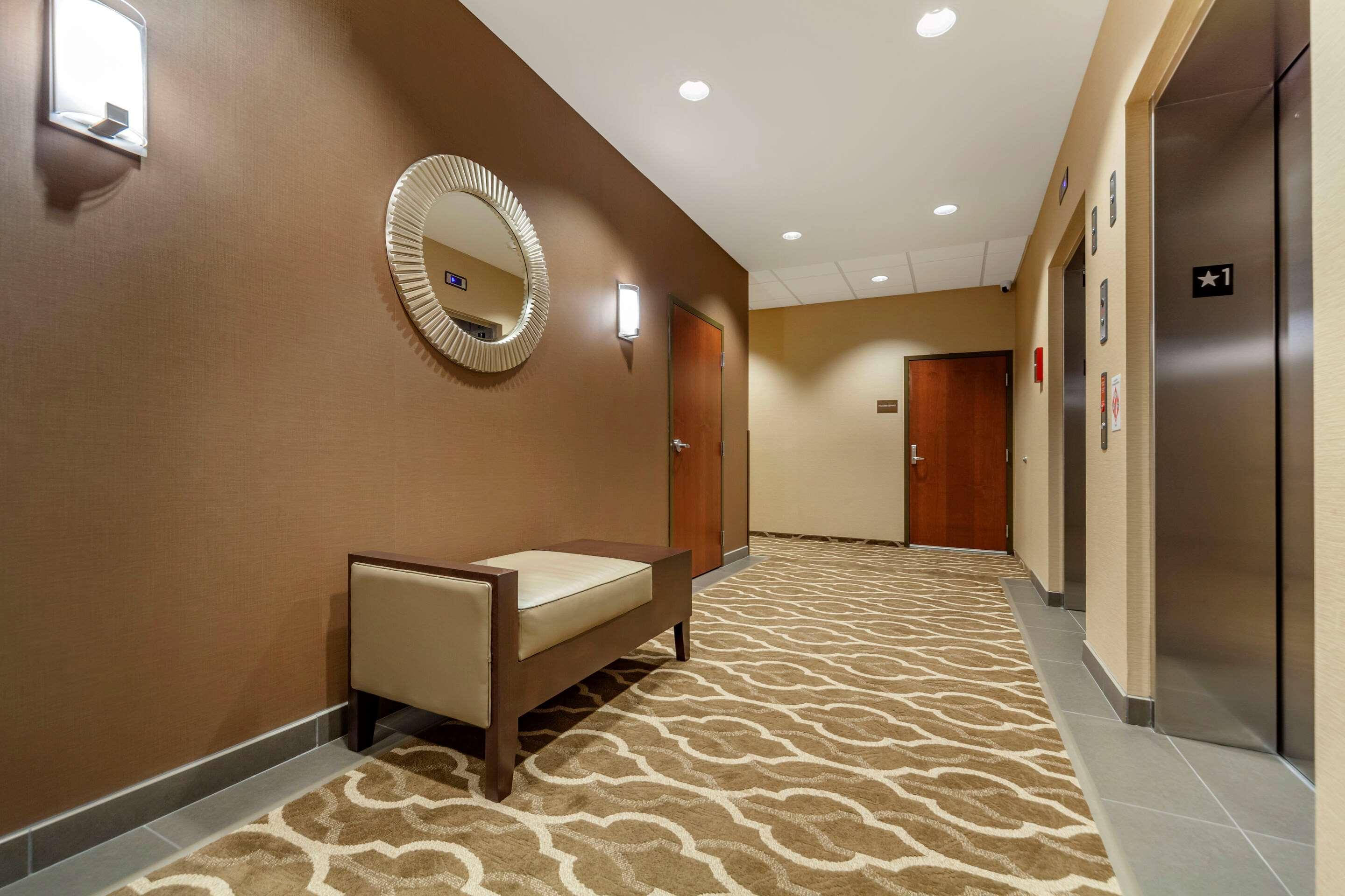 גראנד איילנד Comfort Suites מראה חיצוני תמונה